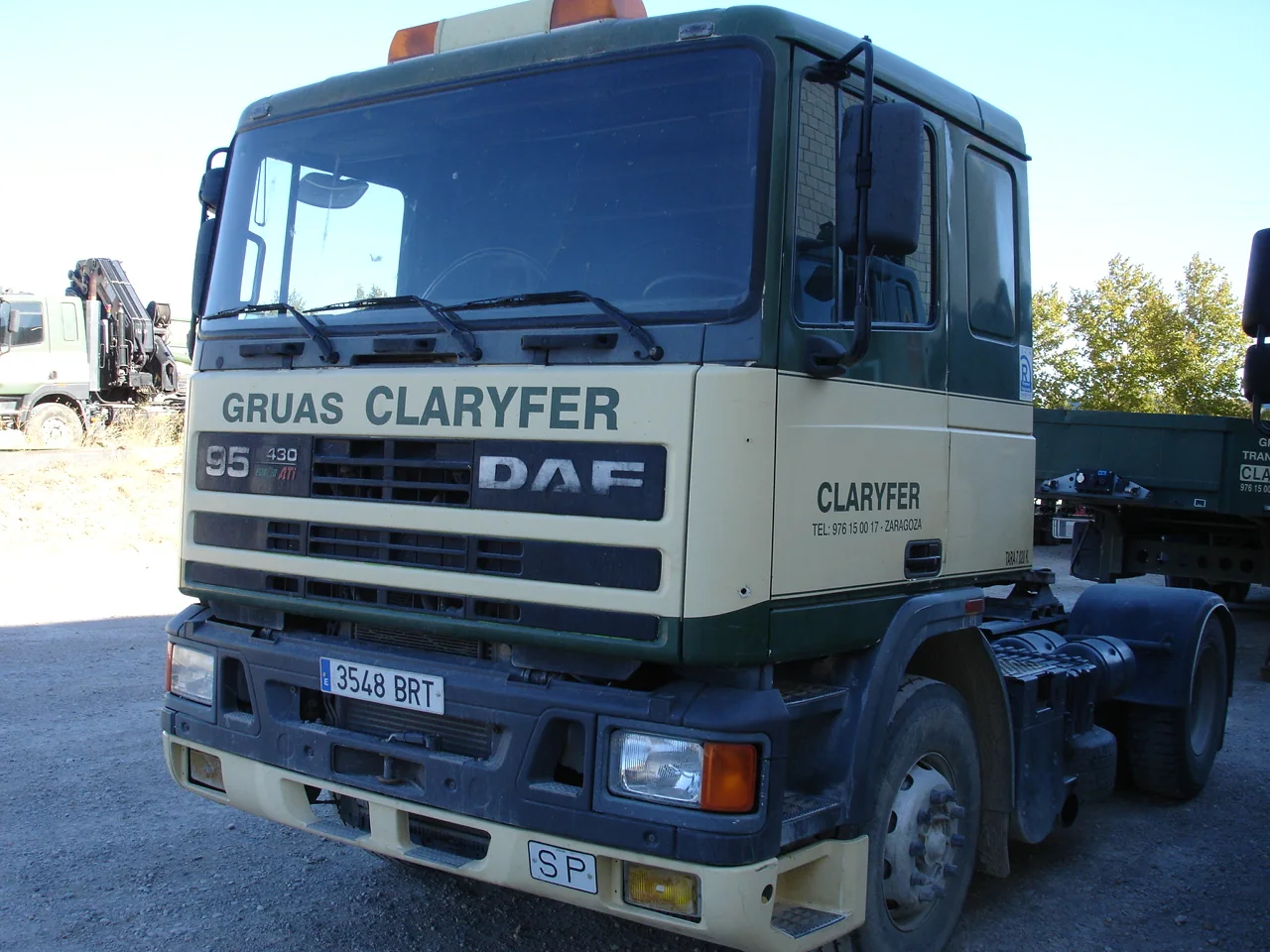 TRACTORA SIN GRÚA DAF 4×2 - imagen adicional