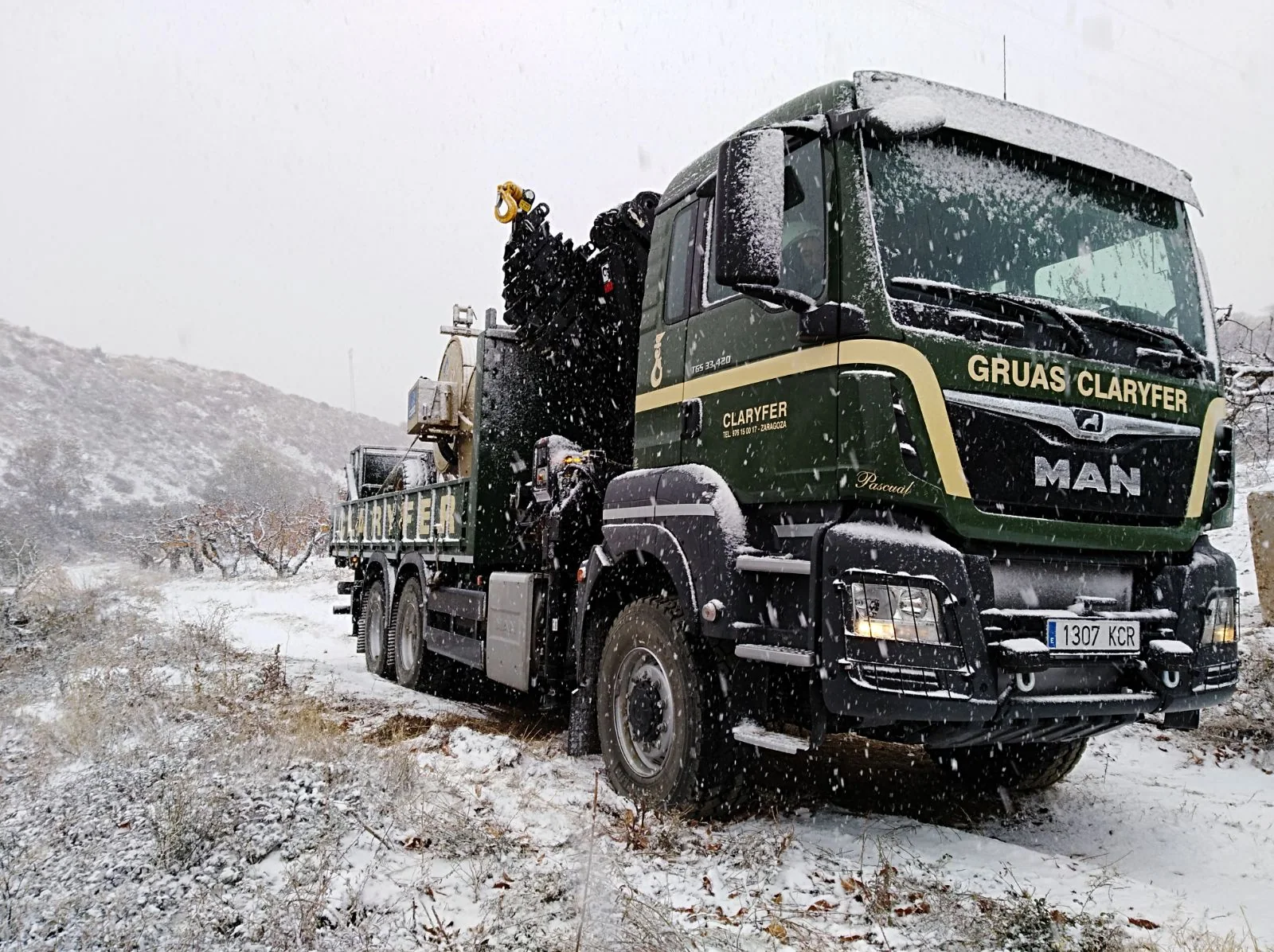 CAMIÓN GRÚA MAN 6×6 CON GRÚA HIAB 477