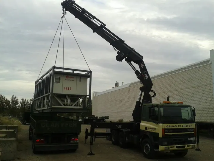 Trabajos-grúas-Zaragoza-17