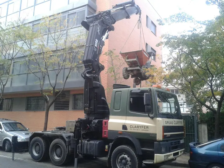 Trabajos-grúas-Zaragoza-19