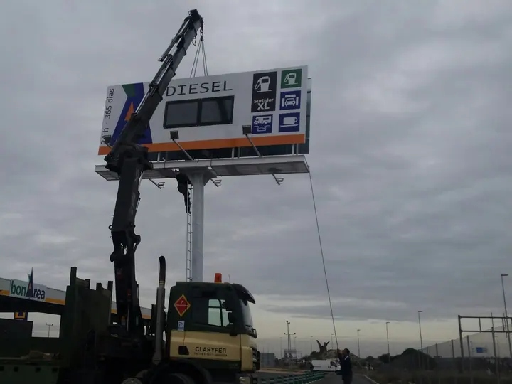 Trabajos-grúas-Zaragoza-37